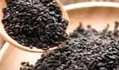 Seminţe negre de susan: bune pentru tensiune, piele şi păr