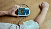 Greșeala pe care o faci când îți iei tensiunea arterială. Duce des la diagnostice și tratamente greșite