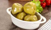 De ce este bine să înțepi gogonelele înainte de a le pune la murat?