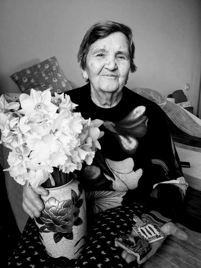 bunica, foto Madalina Dragoi