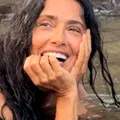Salma Hayek, apariție incendiară la 60 de ani. Fotografia nud care a făcut senzație pe Instagram. „Sunt recunoscătoare”