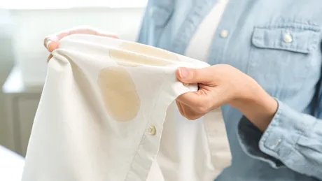 Condimentul din bucătărie care scoate orice pată. E de mare ajutor în casă