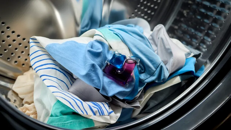 De ce să pui folie de aluminiu în mașina de spălat rufe. Cel mai util truc