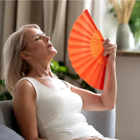 Simptomele dezechilibrului hormonal pe care bărbații și femeile le ignoră, dar nu ar trebui