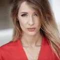 (P) Acneea după 30 de ani: de ce apare când nu te aștepți și cum o abordezi corect