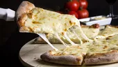 Cum să faci pizza din doar două ingrediente. Te costă doar 6 lei