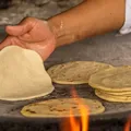 Cum să faci acasă tortilla. Ai nevoie de 4 ingrediente dacă vrei să obții lipii gustoase