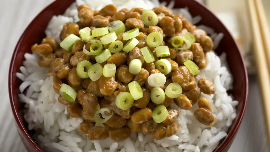 Ce este natto, ce beneficii aduce cu sine și cum se consumă corect?