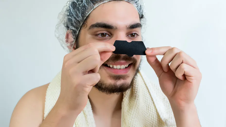 Benzi pentru curățarea punctelor negre: cum funcționează, cum se utilizează, riscuri și beneficii