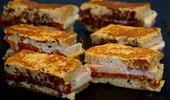 Mini sandwich-uri crocante cu Șuncă din Piept de Pui Matache Măcelaru’