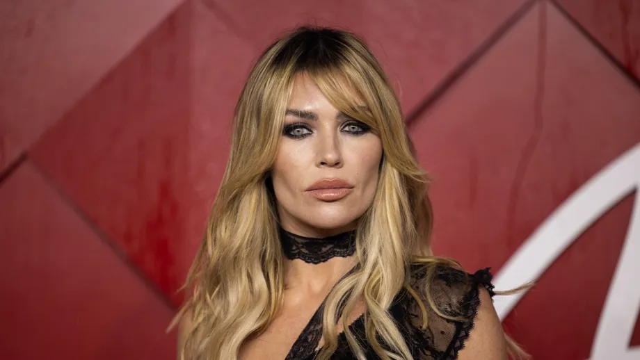 Drama unui model de 37 de ani: Credea că are scleroză multiplă după ce a căutat simptomele pe Google, dar, de fapt, realitatea era alta