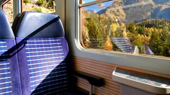 De ce trenurile nu au centuri de siguranță