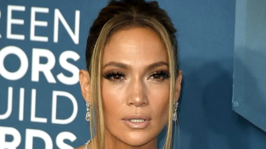 Jennifer Lopez, pas cu pas, tot ce face pentru a arăta mai tânără cu 20 de ani