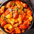 Rețeta de ghiveci călugăresc, un preparat de post delicios. Ce ingrediente folosea Radu Anton Roman?