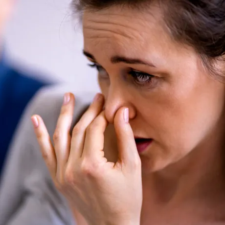 De ce bătrânii au un miros diferit? Alimentul care poate preveni mirosul, fără să folosești parfum