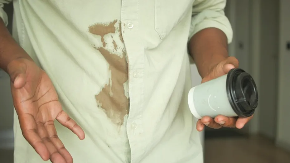 Trucul turcesc care îndepărtează petele de cafea. Secretul gospodinelor care face minuni