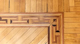 Cum putem proteja pardoseala din casă în timpul iernii? Greșelile banale care o pot strica