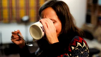 Leacuri pentru frisoane. Cum să scazi febra cu ceai de levănțică. Rețeta de ceai care îți reglează temperatura