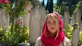 Amber Heard, apariţie controversată într-o moschee din Turcia. Fotografia pentru care a fost aspru criticată