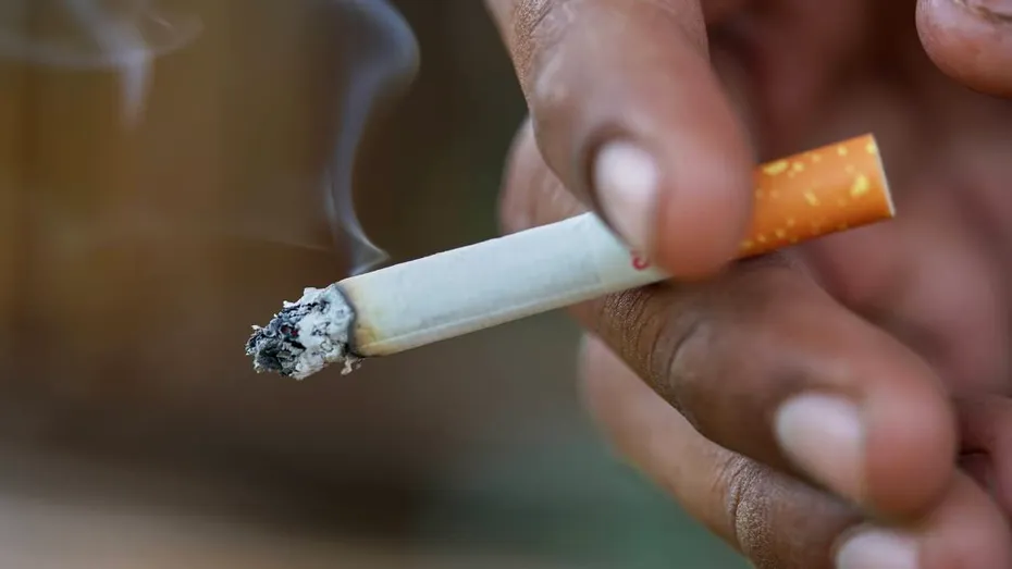 Niciodată nu e prea târziu să te lași de fumat! Momentul în care iei decizia, un pas esențial pentru protejarea sănătății cognitive la vârsta matură