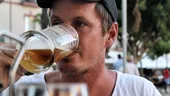De ce nu e bine ca bărbații să bea alcool dacă vor copii. Medic: Bebelușii se nasc diformi