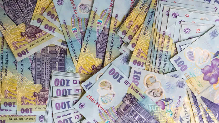 Bani în plus la pensie pentru acești seniori din România. Cine se califică pentru ajutorul de sărbători