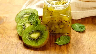 Gemul de kiwi cu semințe de chia. Rețeta ușoară și simplă, cu puține ingrediente