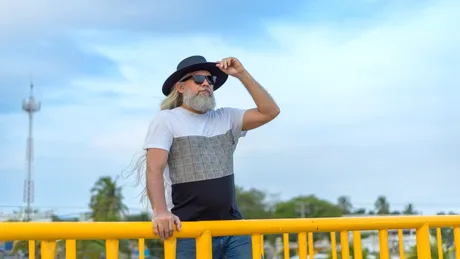 Un pensionar și-a schimbat viața după ce s-a mutat în altă țară: „Plătesc chiria 100 de euro și doar 4 euro pe zi pe mâncare”