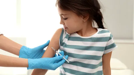 Boala gravă care a reapărut în Europa. Este mortală în cazul copiilor