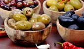 Cele mai bune măsline – curăță colesterolul în exces și „hrănesc” creierul. De ce trebuie evitate măslinele negre