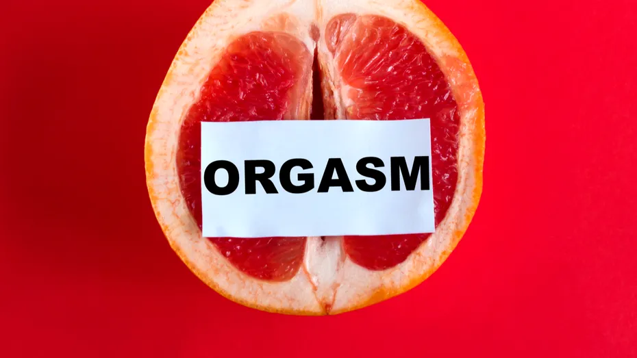 Cum se manifestă femeile și bărbații când au orgasm