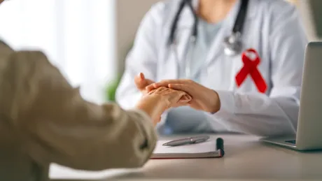 Simptomele neobișnuite care i-au semnalat un cancer extrem de rar unei mame de 36 de ani. A ignorat totul ani buni