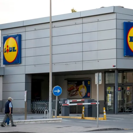 Lidl dă startul cumpărăturilor de Crăciun cu reduceri consistente. Ofertele sunt valabile până pe 21 decembrie