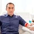 Greșeala pe care mulți o fac înainte de analizele de sânge! Regula celor 12 ore care poate influența rezultatele