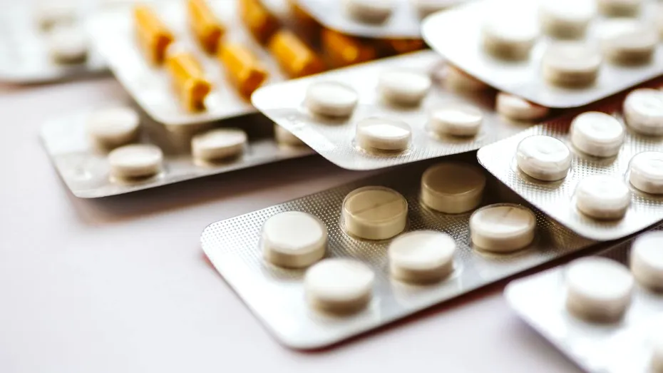 Lista neagră a medicamentelor care te pot lăsa fără permis. Ce trebuie să eviți când te urci la volan