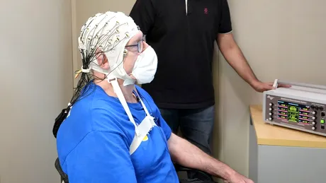 Studiu: un tratament neinvaziv de 20 de minute poate îmbunătăți atât memoria pe termen scurt, cât și memoria pe termen lung a pacienților de peste 65 de ani