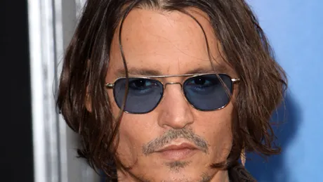 Sex-simbolul rebel al Hollywood-ului, Johnny Depp, în pericol de a-şi pierde vederea