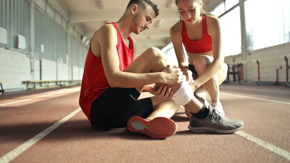 Durere în spatele genunchiului: ce afecțiuni poate ascunde