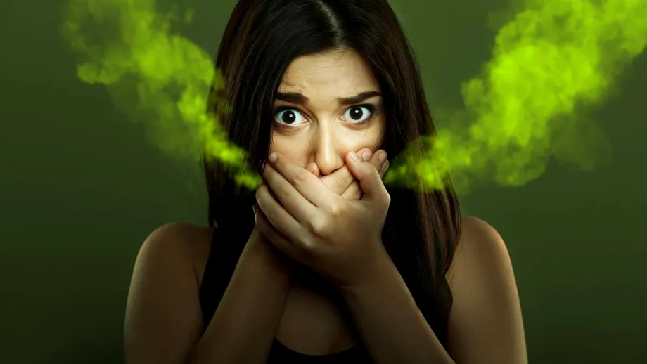 Halena: ce spune mirosul neplăcut al respirației despre sănătatea ta dentară și generală