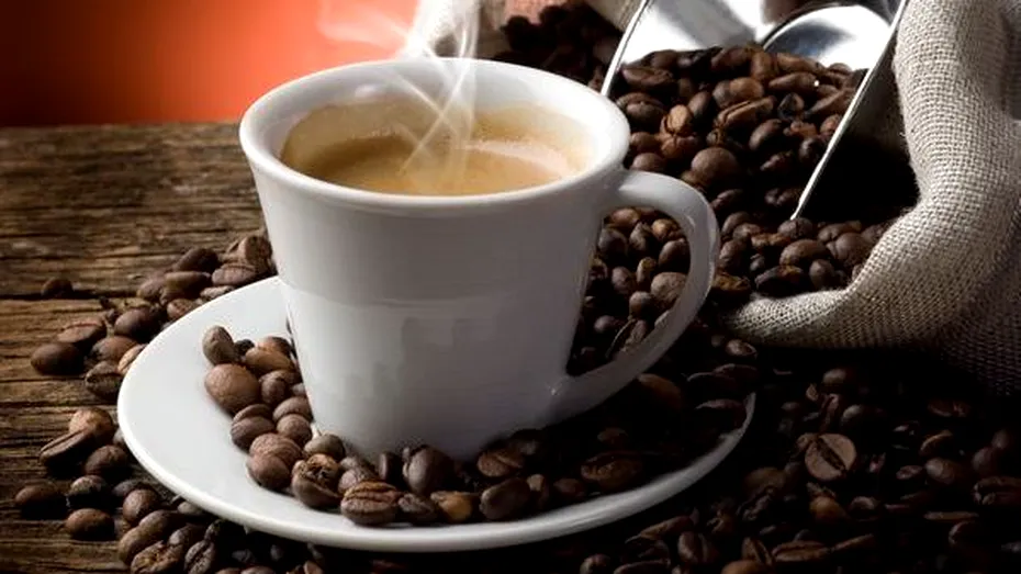 Creşterea dozei zilnice de cafea reduce riscul apariţiei cirozei