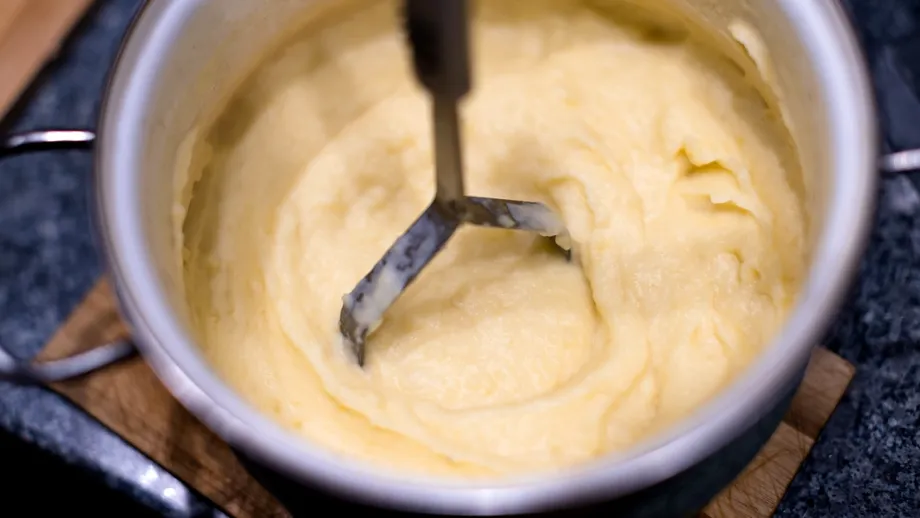 Ce unt să folosești pentru cel mai gustos piure. Secretul împărtășit de marii bucătari