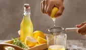 Băutura naturistă din trei ingrediente care te poate scăpa de balonare și constipație! Se bea doar dimineața, pe stomacul gol
