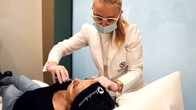 Full Face Reset: de ce luna dragostei este momentul ideal pentru un refresh facial complet, realizat în siguranță