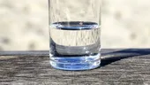 Persoanele care beau mai multă apă consumă mai puţin zahăr, sare şi grăsimi saturate STUDIU