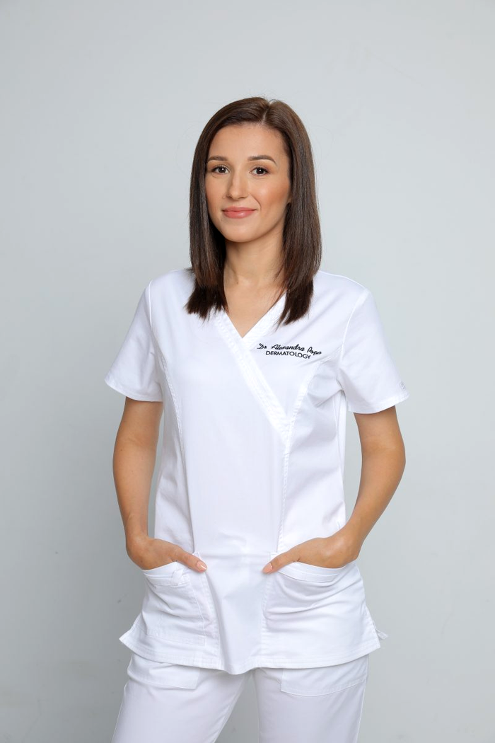 Dr. Alexandra Popa, medic dermatolog, foto arhivă