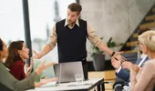 Nu este aroganță! Psihologii susțin că persoanele cărora nu le pasă de ce crede lumea despre ele au, în realitate, o trăsătură extrem de puternică