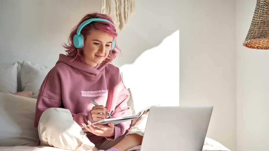 Succes la examene! 10 strategii de învățare și tehnici de memorare eficiente