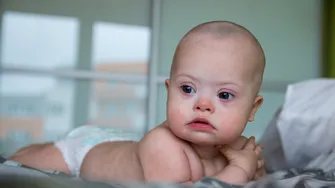 Mărturia unui student de 21 de ani despre frica de a deveni tată a unui copil diagnosticat cu sindromul Down: „Mă simt blocat”