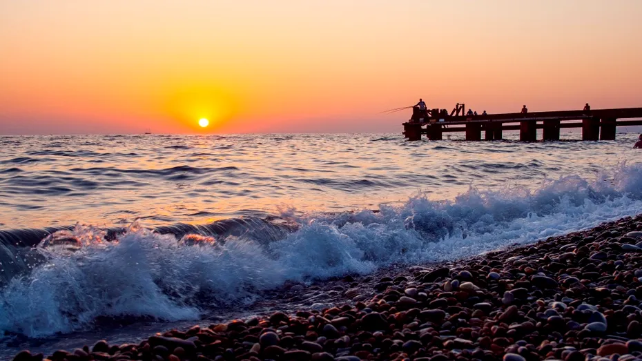 Cât costă un sejur de 5 nopți la mare, în România, dacă îl cumperi acum? Românii își planifică deja vacanța de vară
