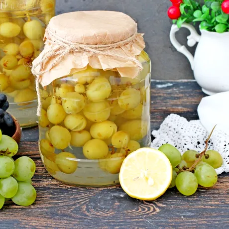 Băutura naturală care te răcorește pe caniculă. Ai nevoie de puține ingrediente